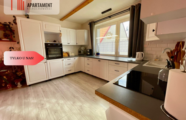 Dom z lokalem pod biznes i domkami letniskowymi