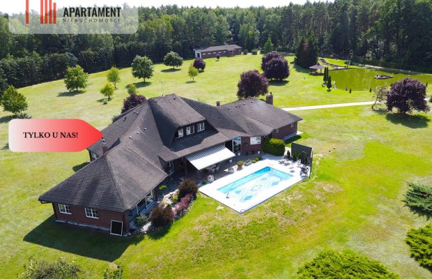 Rezydencja w Stylu Hiszpańskim.