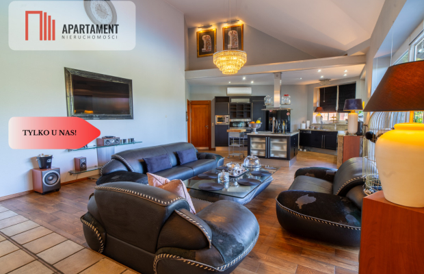 Rezydencja w Stylu Hiszpańskim.