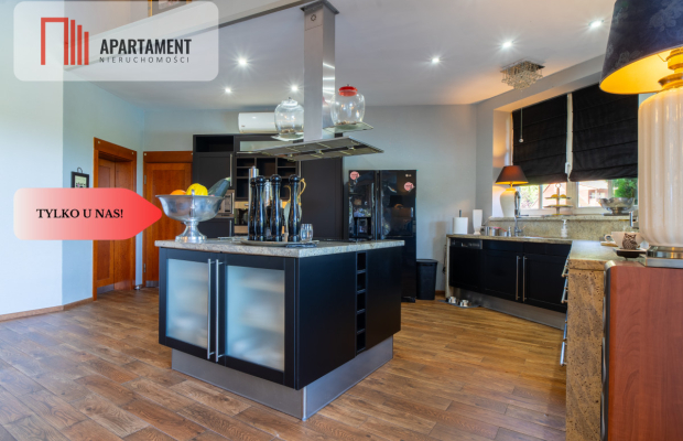 Rezydencja w Stylu Hiszpańskim.