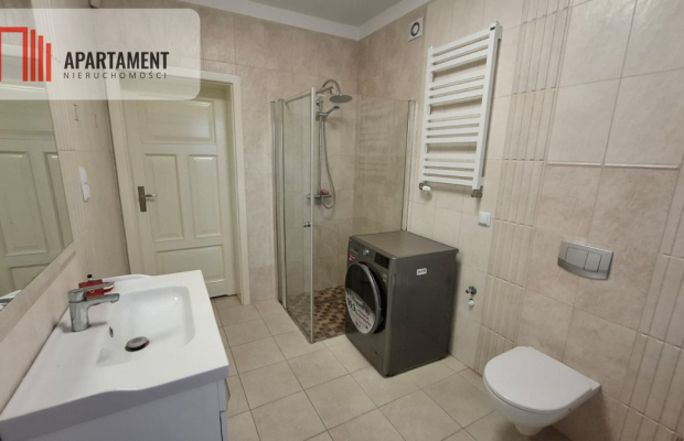 Komfortowy dom z klimatyzacją w dobrej lokalizacji