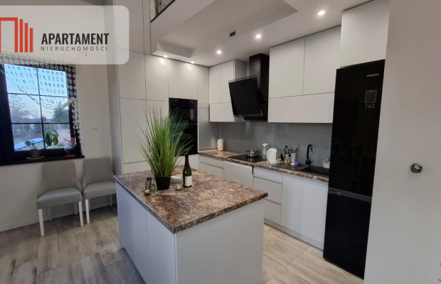 Komfortowy dom z klimatyzacją w dobrej lokalizacji