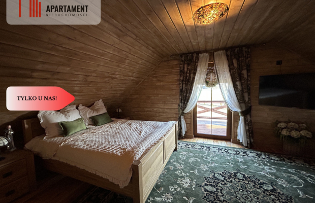 Dom ze ścianą lasu - gotowy do wprowadzenia