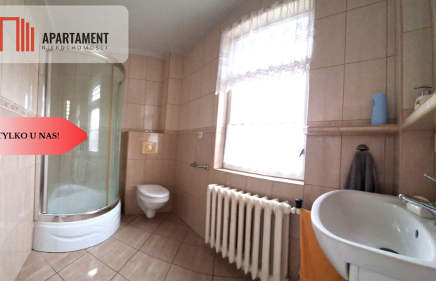 Wolice dom z dwoma niezależnymi  mieszkaniami