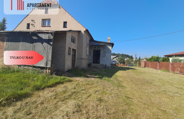 Dom z potencjałem na dużej działce!