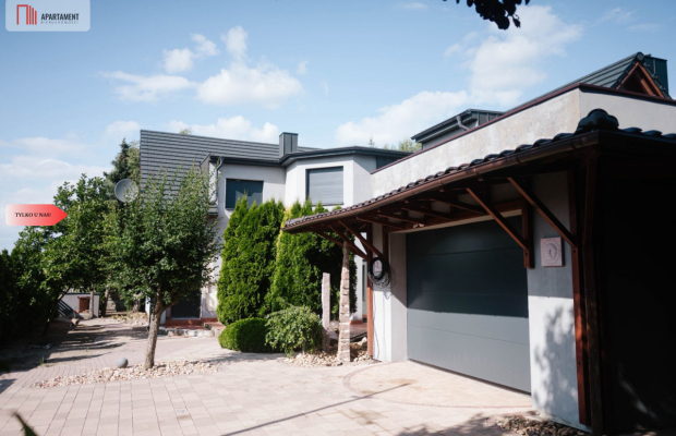 Dom/wysoki standard/piękny ogród/oranżeria/garaż/