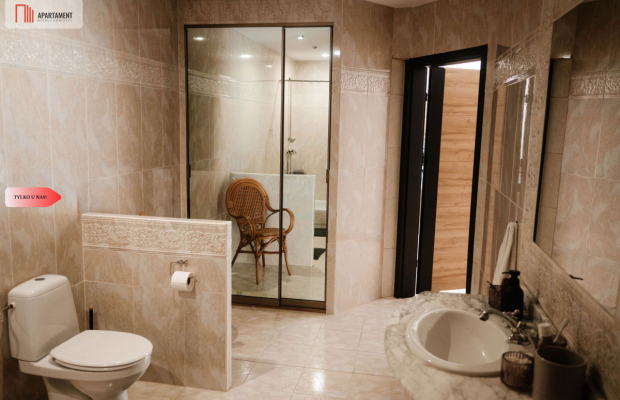 Dom/wysoki standard/piękny ogród/oranżeria/garaż/