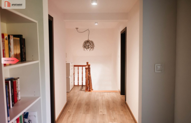 Dom/wysoki standard/piękny ogród/oranżeria/garaż/