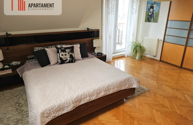 Wspaniała Nieruchomość z Urokliwym Ogrodem!