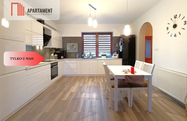 Dom z niezależnym mieszkaniem | piękny widok