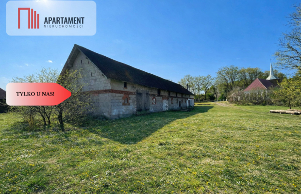 Siedlisko w sąsiedztwie jeziora i lasu