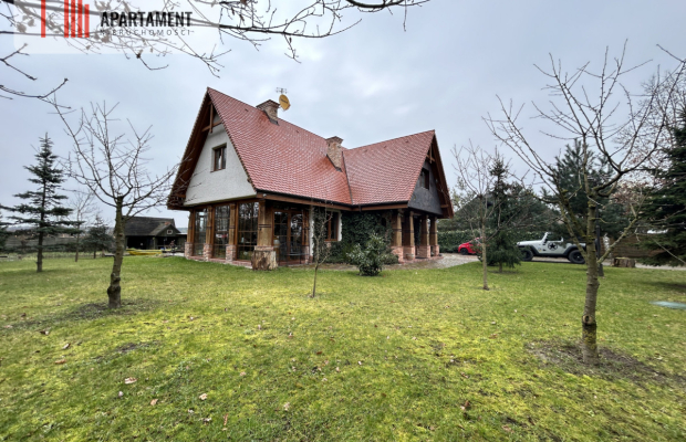 DOM PRZY LESIE/ GMINA DOBRCZ