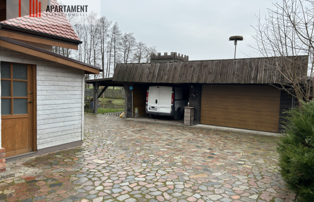 DOM PRZY LESIE/ GMINA DOBRCZ