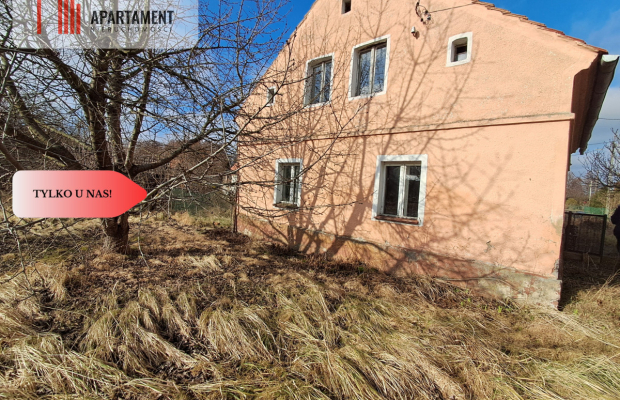 Dom na wsi do własnej aranżacji na dużej działce.