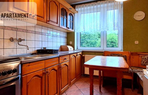 Piętro domu z ogrodem