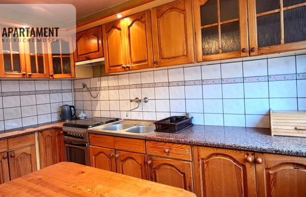 Piętro domu z ogrodem