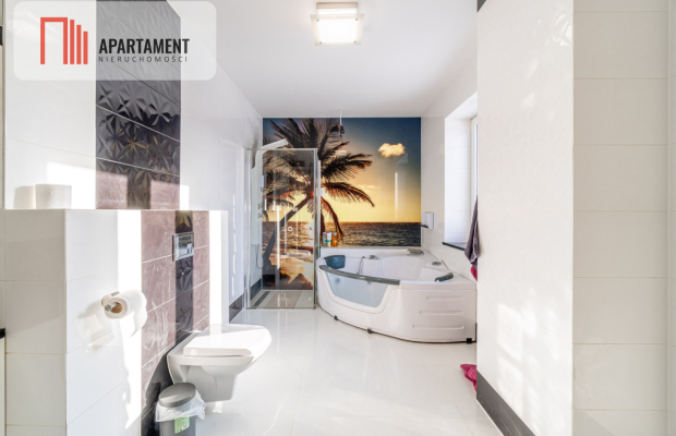 Komfortowy przestronny dom-wysoki standard