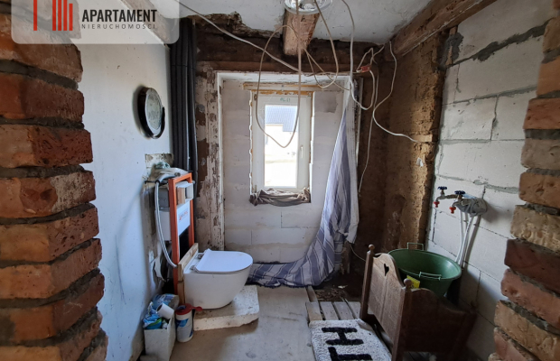 DOM NA SPRZEDAŻ- WIEŚ PIĘKNA SPOKOJNA OKOLICA.