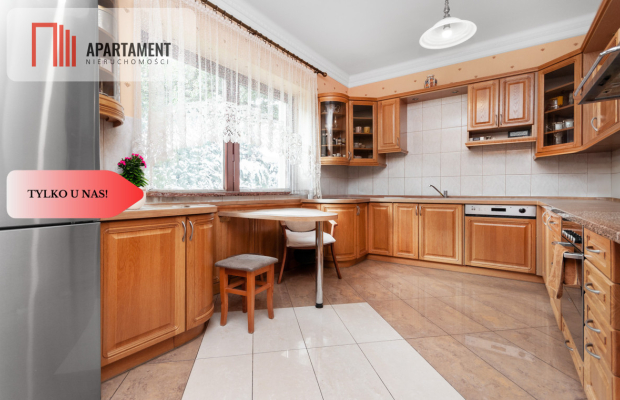 Duża Willa z potencjałem.