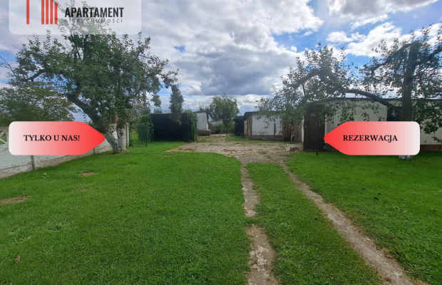 Dom z dużą działką/garaż/REZERWACJA