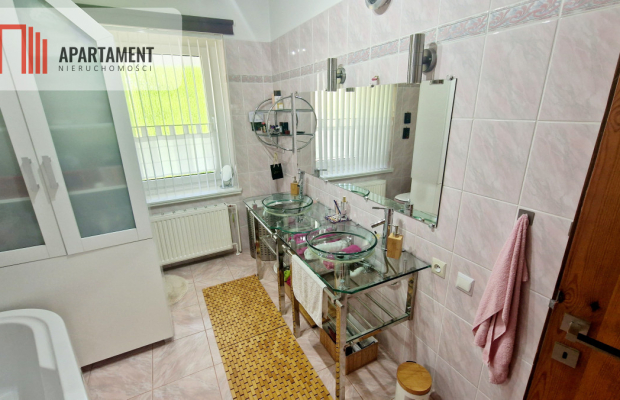 Wyjątkowy Dom w spokojnej okolicy.