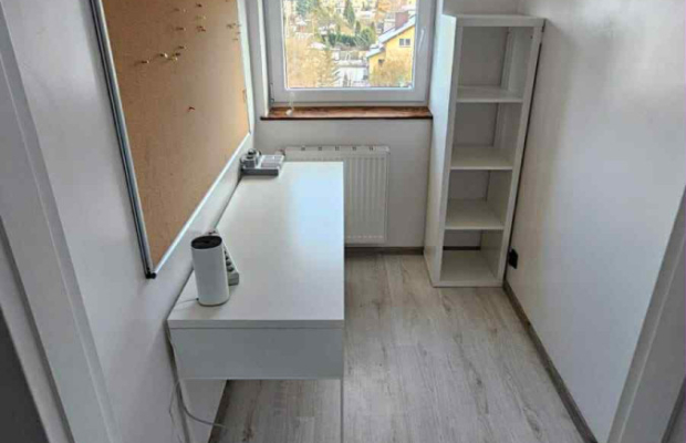 Dom z ogrodem i lokalem pod działalność