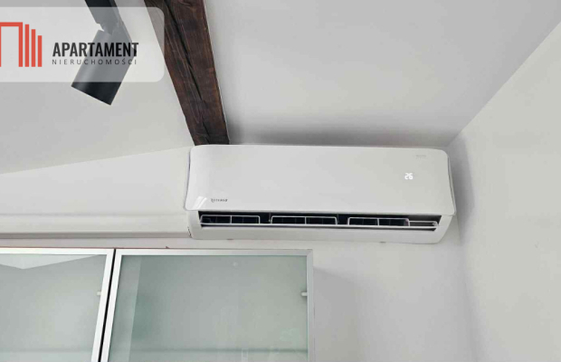 Dom z ogrodem i lokalem pod działalność