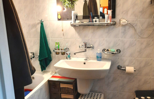 Mogilno- kamienica na rynku 175m2, lokal handlowy