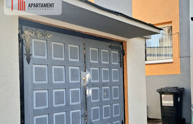 Dom wolnostojący w doskonałej lokalizacj