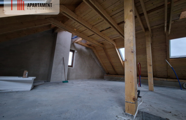 Nowy dom w dobrej lokalizacji do własnej aranżacji