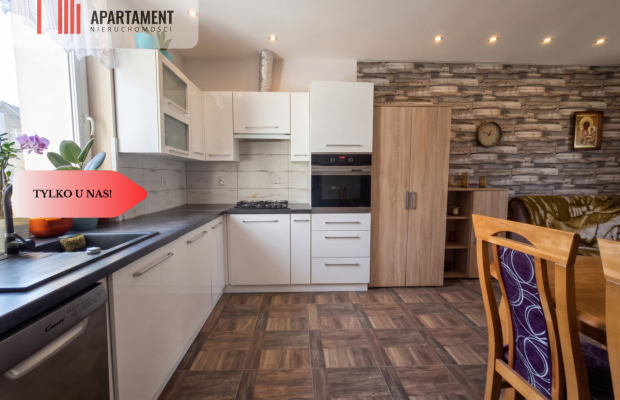 * Funkcjonalny dom z poddaszem użytkowym Łabiszyn