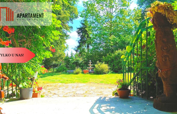 UNIKAT ZESPÓŁ PAŁACOWO-PARKOWY DWOREK NEOBAROKOWY