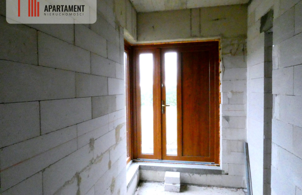 Dom w pięknej okolicy, stan surowy zamknięty