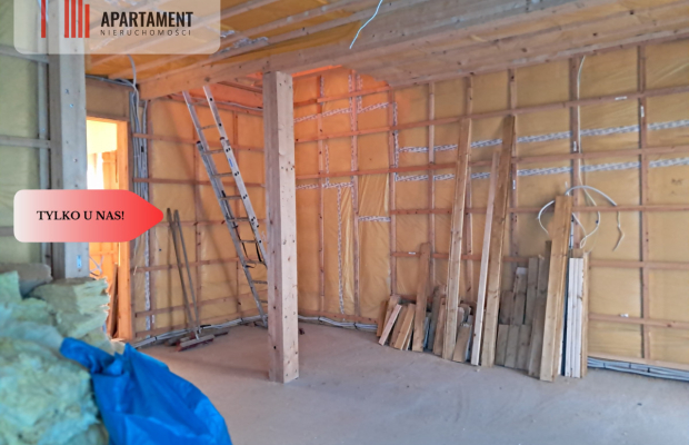 DOM NA WZGÓRZU W TRAKCIE BUDOWY