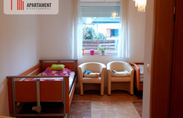 Budynek pod gabinety lekarskie, przychodnie, dom o