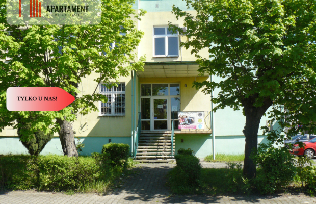 Lokal użytkowy z potencjałem w centrum Wąsosza!