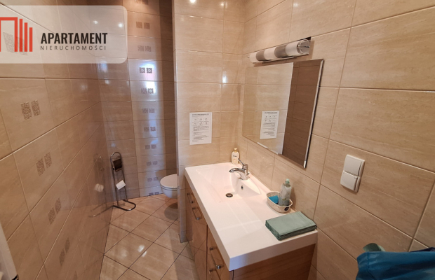 Budynek biurowo- administracyjny! Duży potencjał!