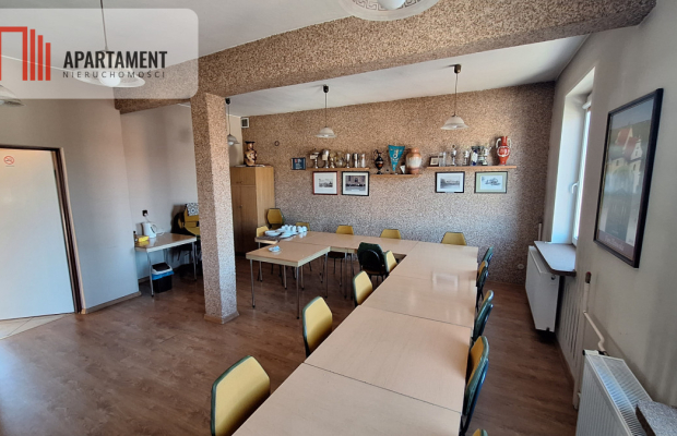 Budynek biurowo- administracyjny! Duży potencjał!