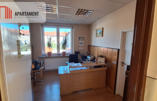 Budynek biurowo- administracyjny! Duży potencjał!