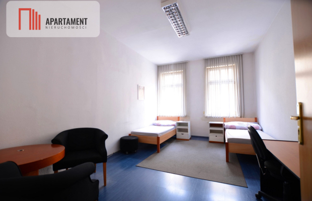 ODNOWIONA KAMIENICA W CENTRUM ŚWIECIA