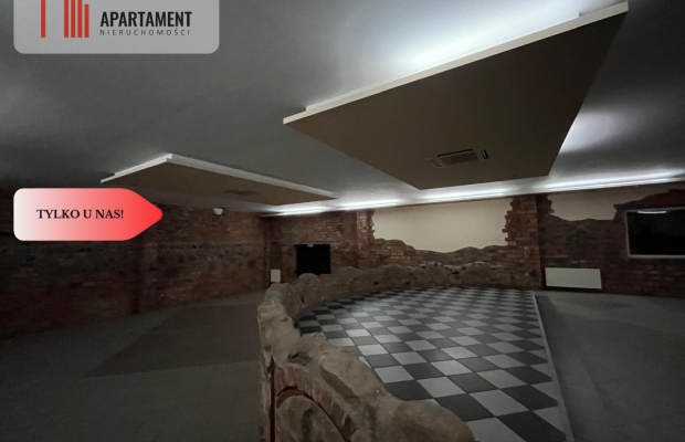 Obiekt usługowy, duży, świetna lokalizacja.