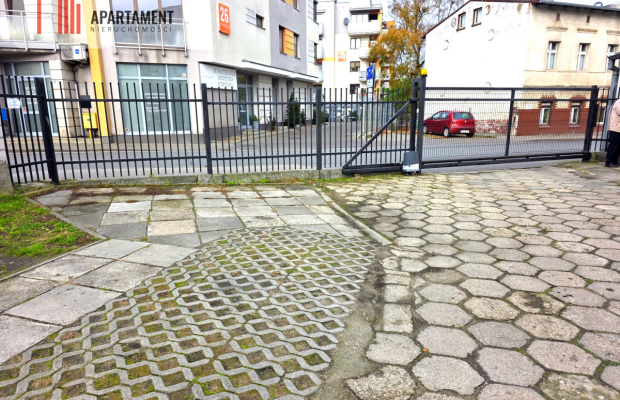 Garaż murowany, ocieplony, prąd,  kanał