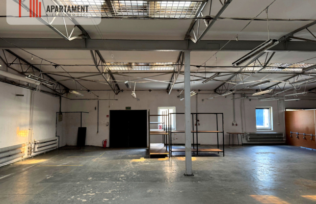 Budynek komercyjny Z POTENCJAŁEM – OKOLE!