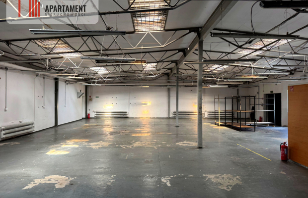 Budynek komercyjny Z POTENCJAŁEM – OKOLE!