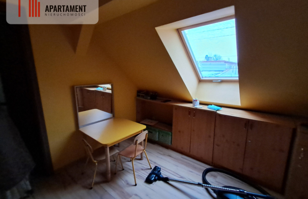 Dom z przeznaczeniem na działalność gospodarczą