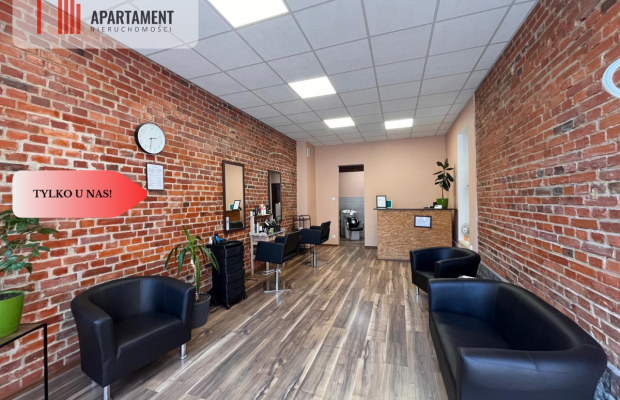 * Kamienica w centrum Kcyni