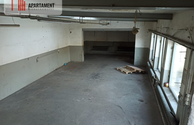 Doskonała Lokalizacja! Hala z Budynkiem Biurowym