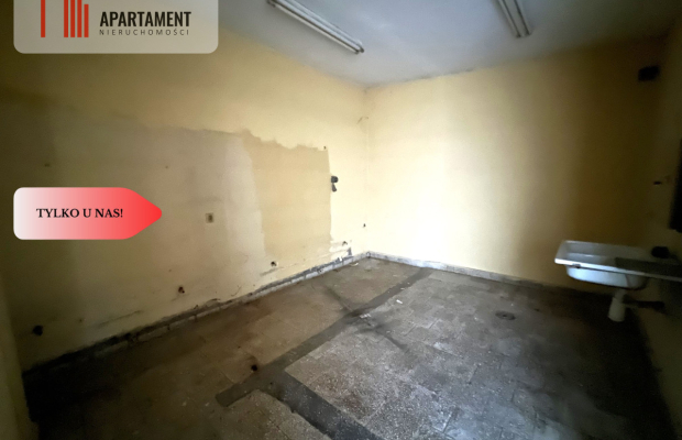 Lokal handlowo-usługowy w atrakcyjnej lokalizacji.