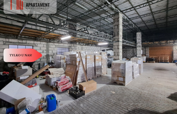 Magazyn z warsztatem samochodowym