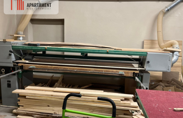 Kompletny, dobry zakłąd stolarski do wynajmu.